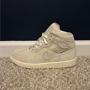 Nike Air Jordan 1 Mid SE Craft ‘Pale Ivory’